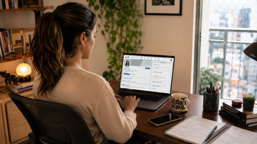 LinkedIn para vaga home office | Créditos: Portal Vou De Home
