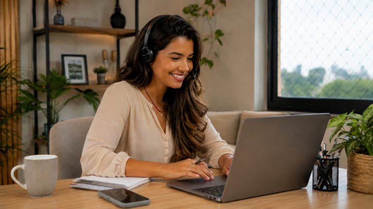 Assistente Virtual Home Office | Créditos: Portal Vou De Home